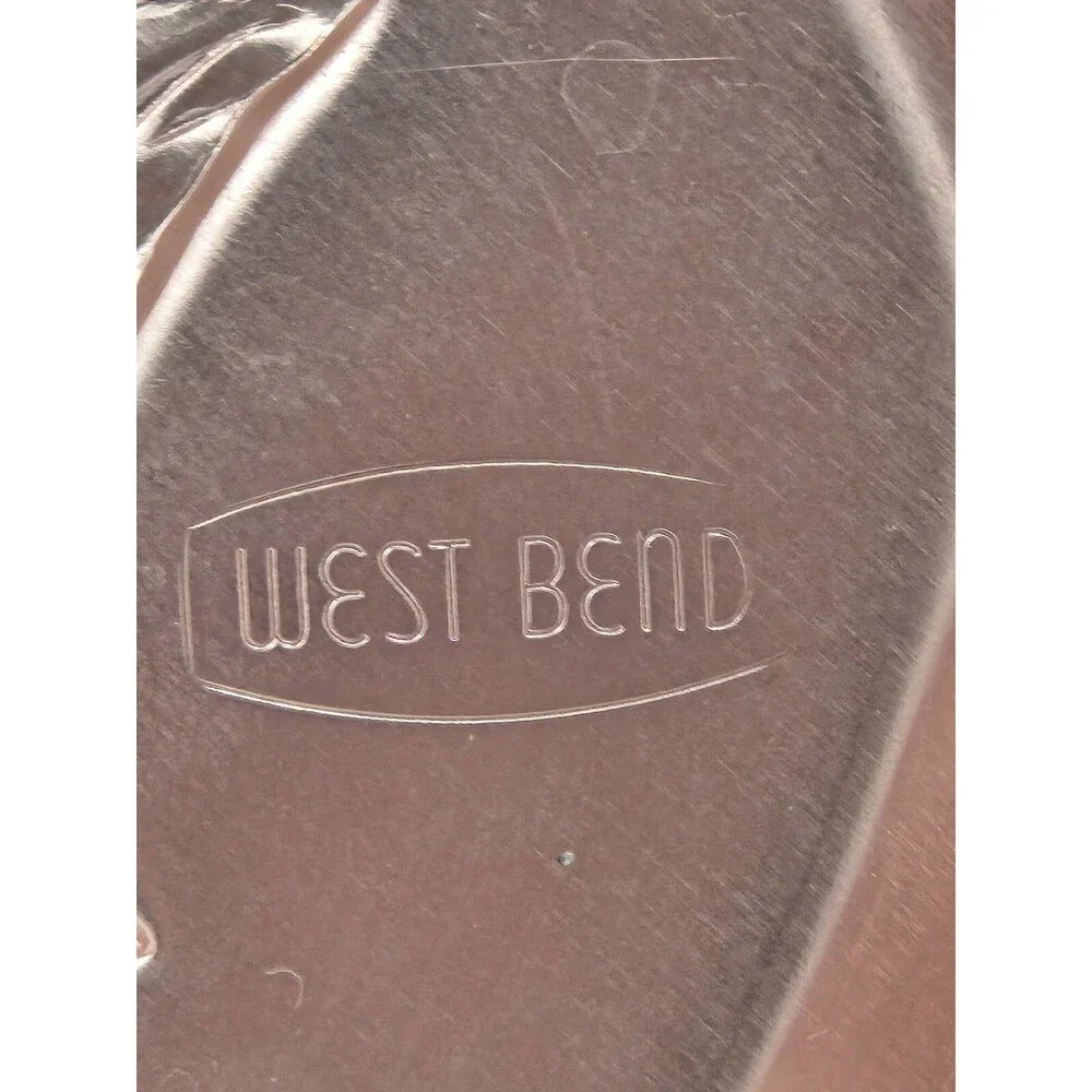 VINTAGE WEST BEND VALENTINE HEART WITH CHERRIES MOLD